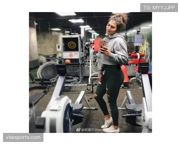 管晨辰家的猫都比我会自律 管晨辰家的猫都比我会自律